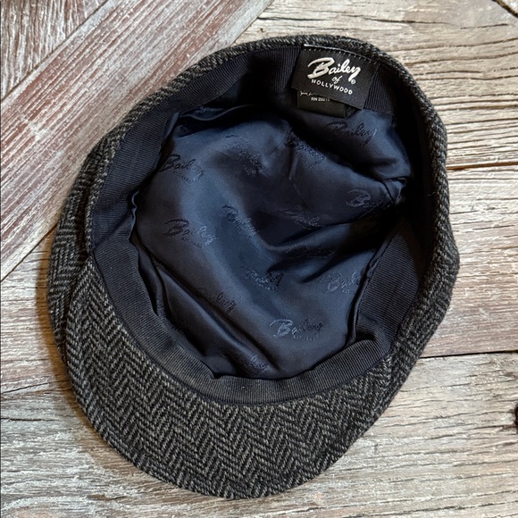 Gray Herringbone Flat Cap - Picture 5 of 5